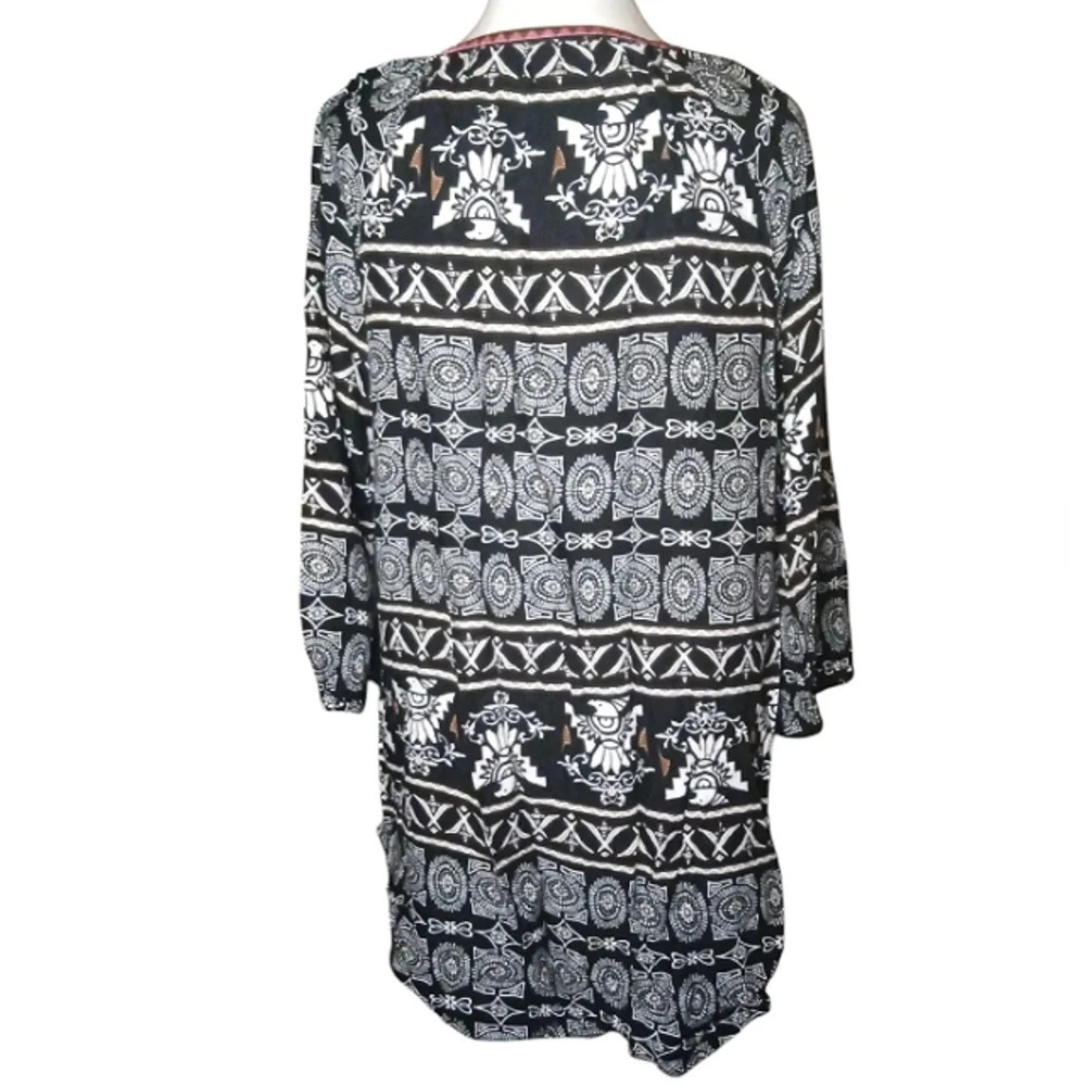 Ali Miles Southwestern Print Embroidered Split V Neck Tunic Top Size Large - Picture 5 of 9